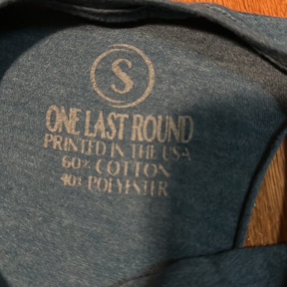 Razorback, crop tank top - Picture 3 of 3